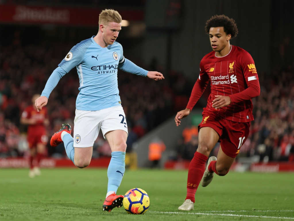 利物浦或将引进德布劳内,你支持这笔交易吗? 利物浦或将引进德布劳内,你支持这笔交易吗?